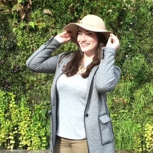 Meet your Posher, Allison